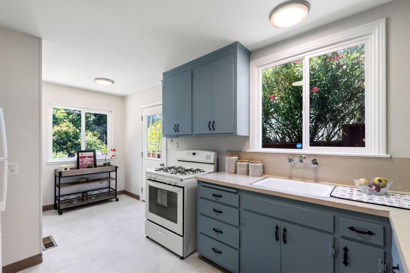 Real estate listings in MILLBRAE