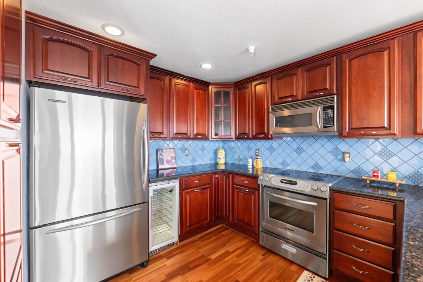 Real estate listings in DALY CITY