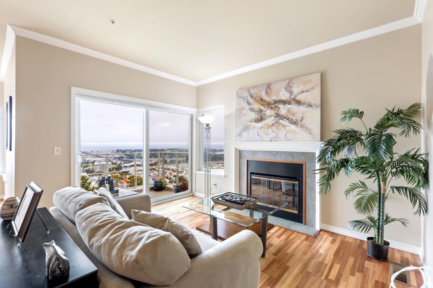 Real estate listings in DALY CITY