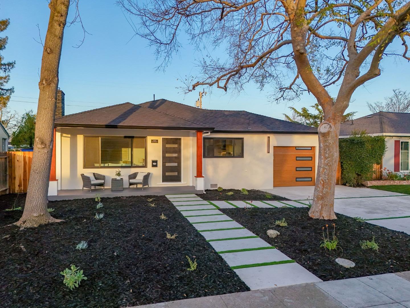 Property Listings in Redwood City