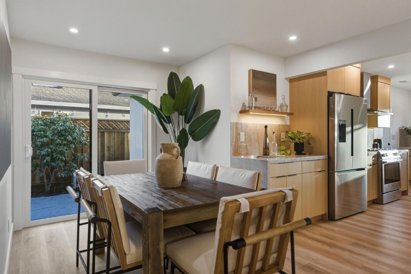 Property Listings in Redwood City