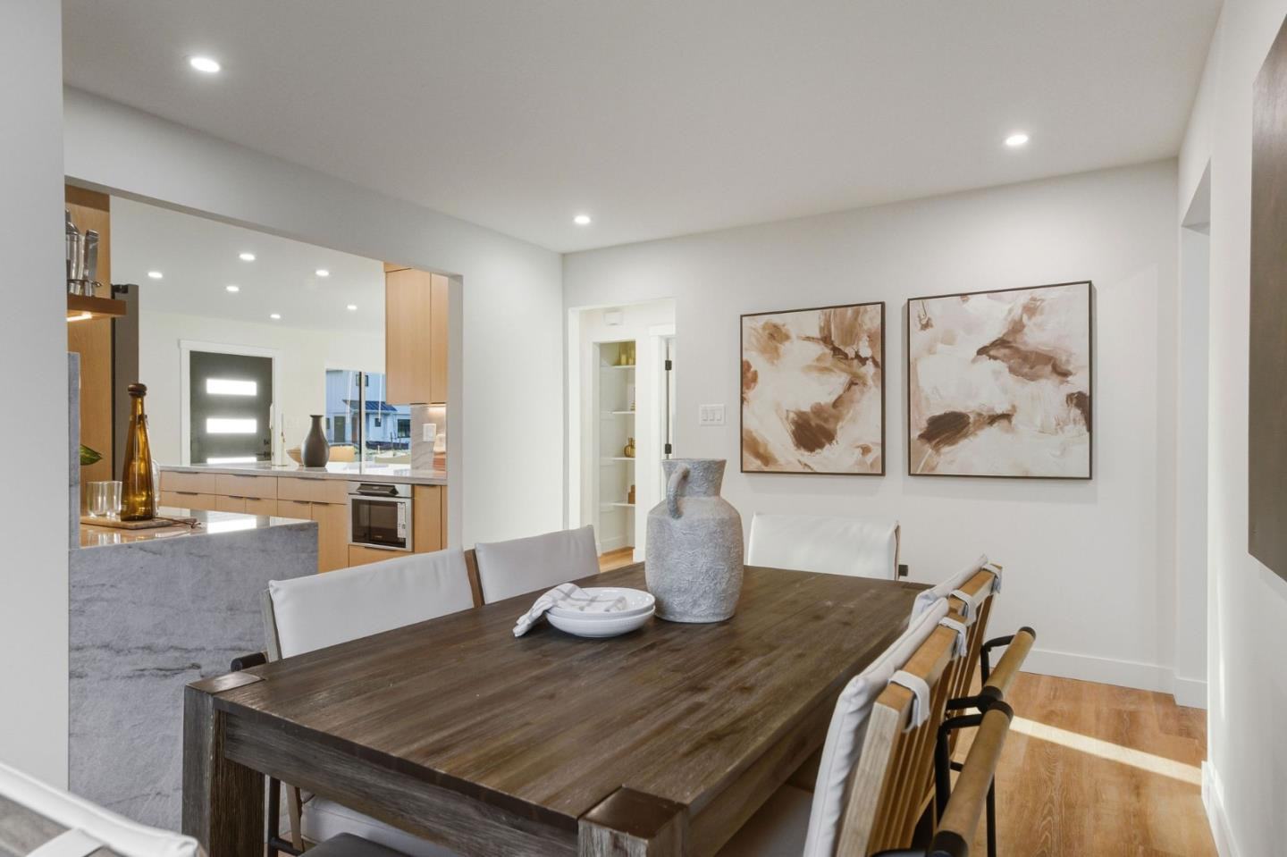 Real estate in Redwood City