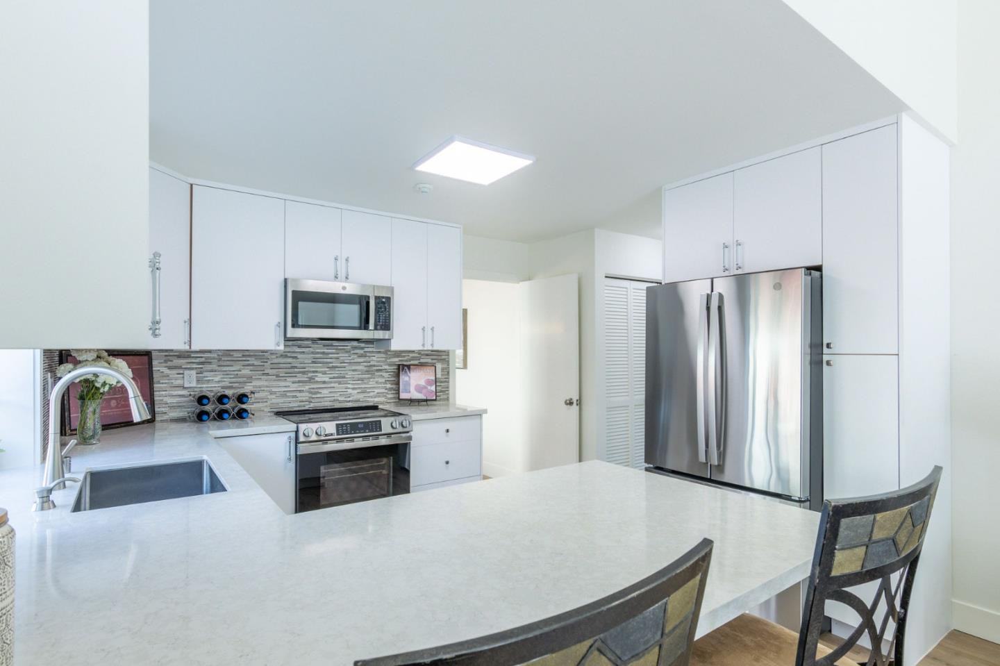 Real estate listings in SOUTH SAN FRANCISCO