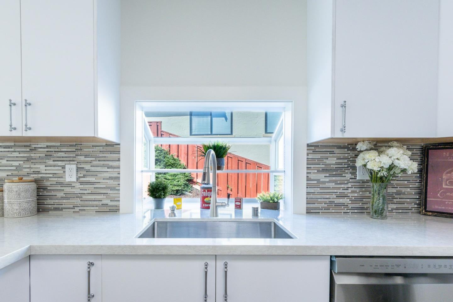 Real estate listings in SOUTH SAN FRANCISCO