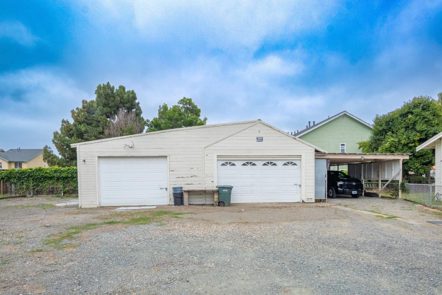 Real estate in HAYWARD