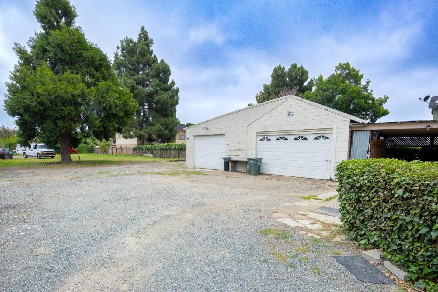 Real estate listings in HAYWARD