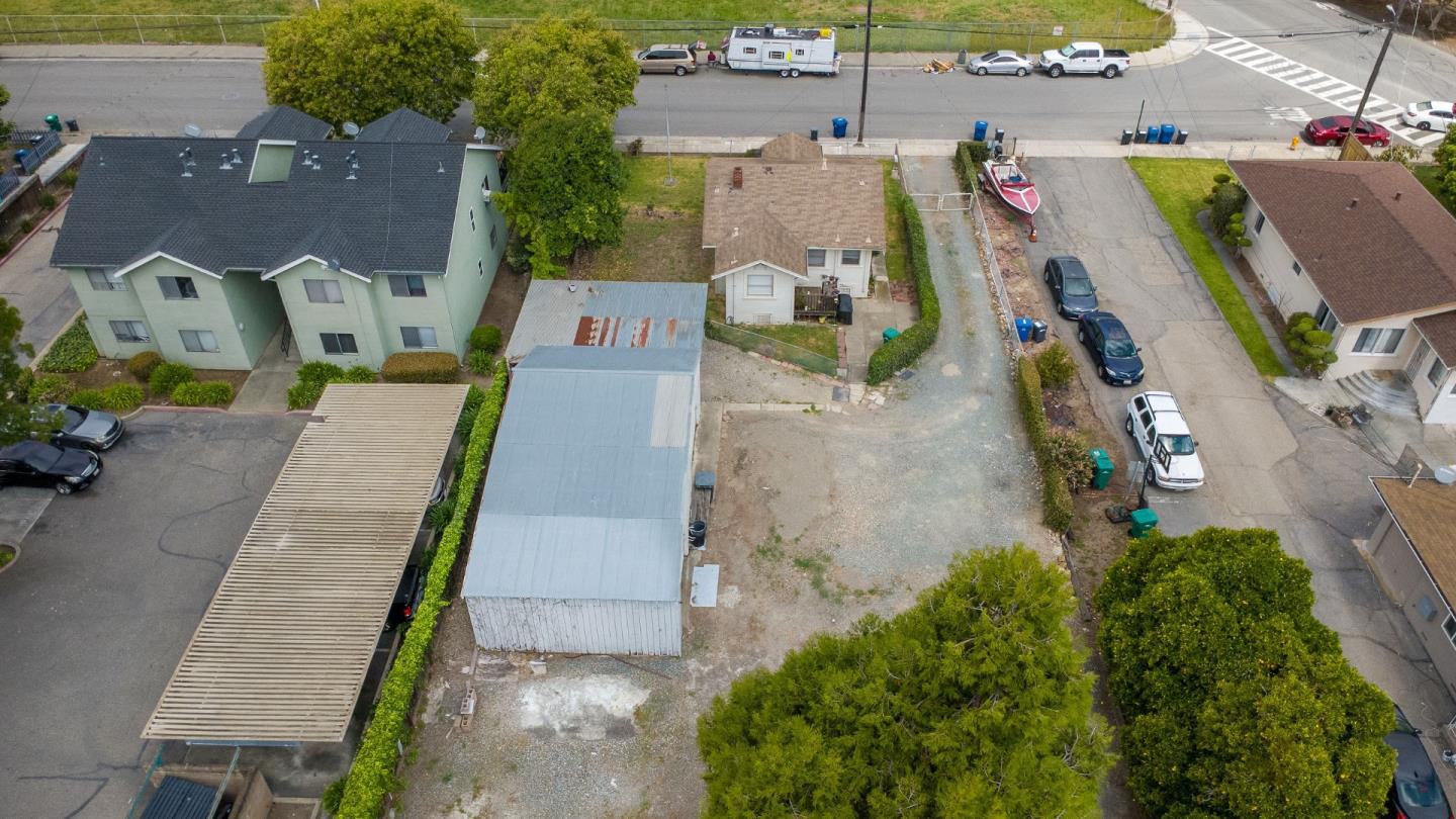 Real estate in HAYWARD