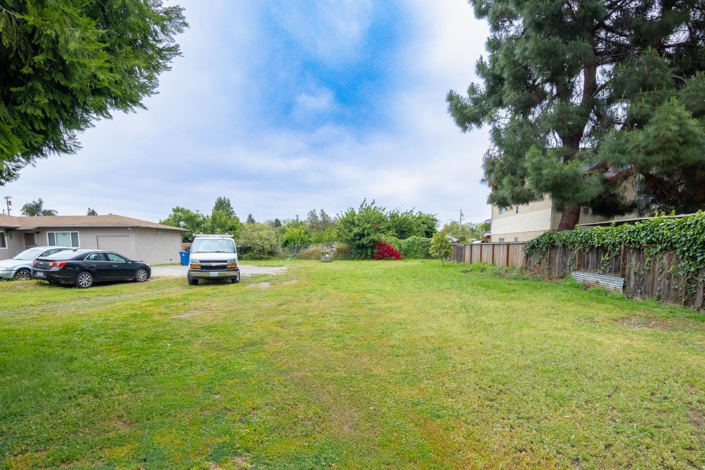 Property Listings in HAYWARD