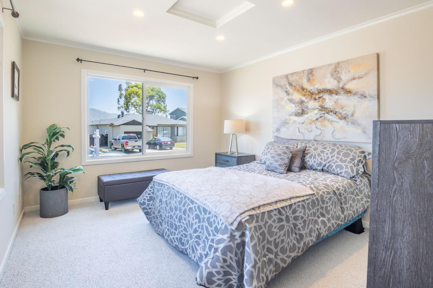 Real estate listings in DALY CITY