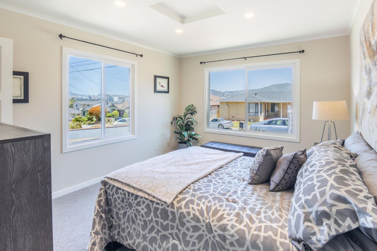 Property Listings in DALY CITY