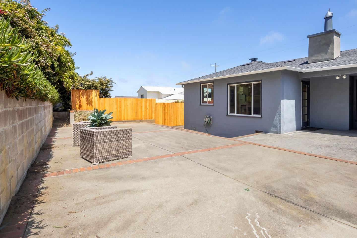 Real estate listings in DALY CITY