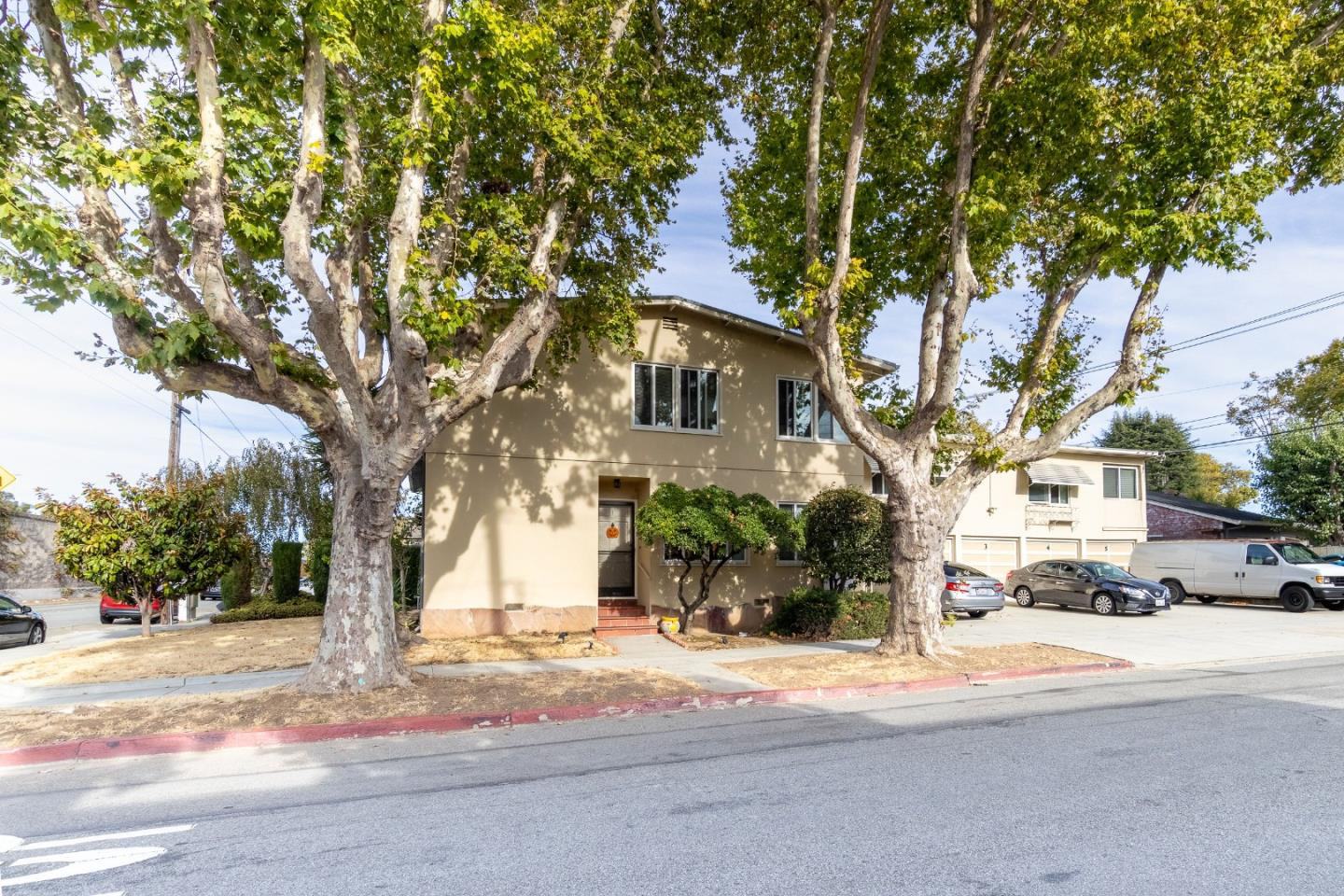 Real estate listings in BURLINGAME