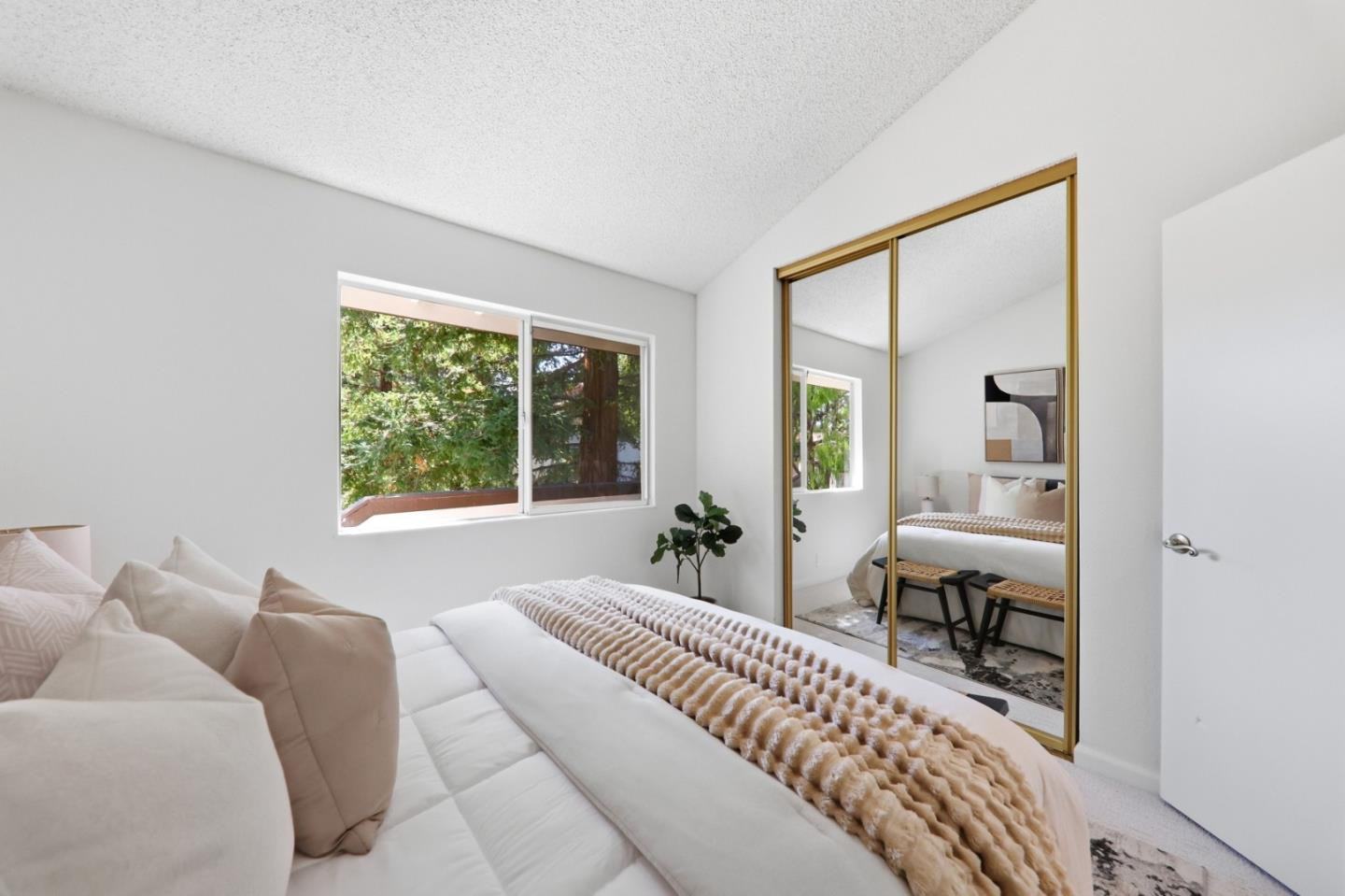 Real estate in SANTA CLARA