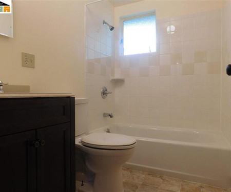 2412 Krueger Dr., Concord, CA - Thumbnail Image #4