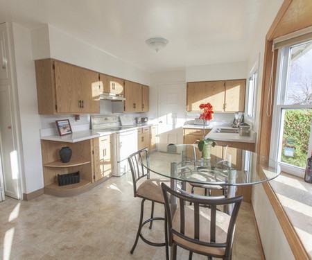 2550 Fleetwood Dr., San Bruno, CA - Thumbnail Image #12