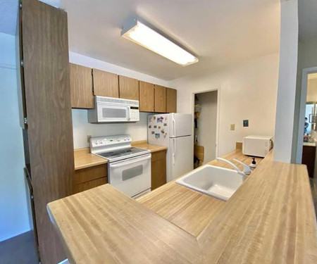 149 Piccadilly PL. #f, San Bruno, CA - Thumbnail Image #6
