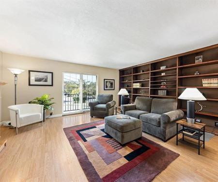 65 Glen Park Way, Brisbane, CA - Thumbnail Image #3