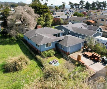 230 Madrid Ave, El Granada, CA - Thumbnail Image #4