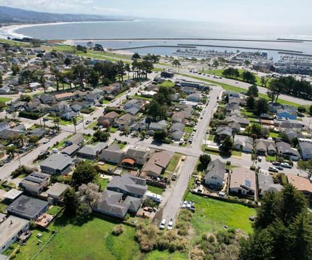 230 Madrid Ave, El Granada, CA - Thumbnail Image #6