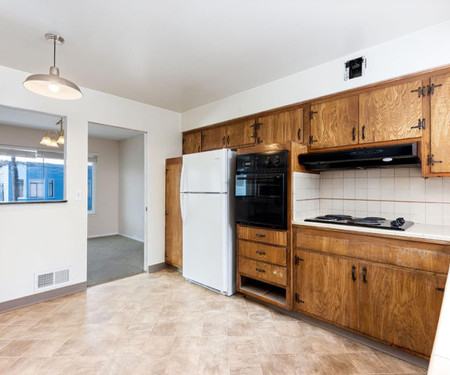 137 Lisbon ST, San Francisco, CA - Thumbnail Image #8
