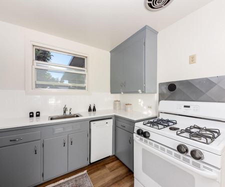 73 E 38th Ave, San Mateo, CA - Thumbnail Image #13