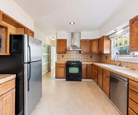 1355 de Soto Ave, Burlingame, CA - Thumbnail Image #7