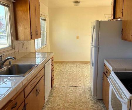 2475 Lexington Way, San Bruno, CA - Thumbnail Image #6