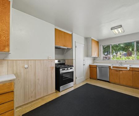 1621 Connecticut DR, Redwood City, CA - Thumbnail Image #9