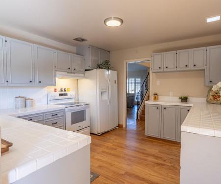305 Newman DR, South San Francisco, CA - Thumbnail Image #12