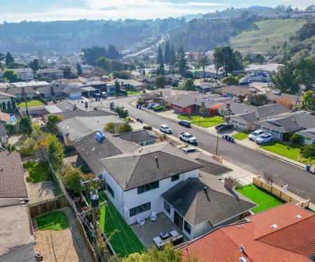 1116 Glenwood DR, Millbrae, CA - Thumbnail Image #4