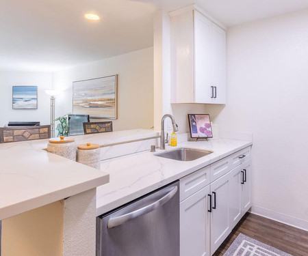 381 Half Moon LN 209, Daly City, CA - Thumbnail Image #5