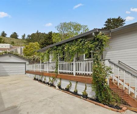 Real estate in Pacifica
