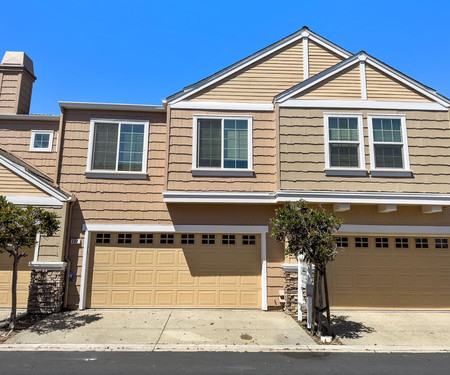 Real estate listings in Redwood City