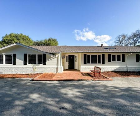 Property Listings in Woodside