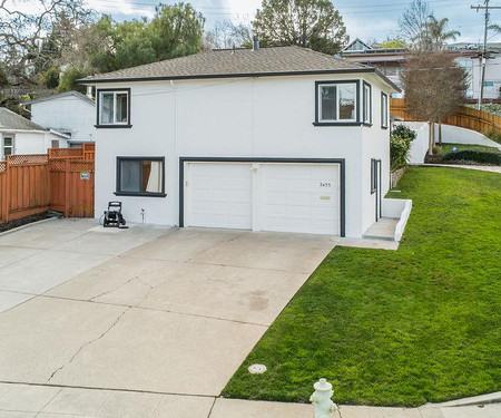 Real estate in Redwood City