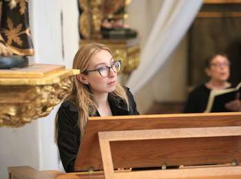Mozart Caitlyn