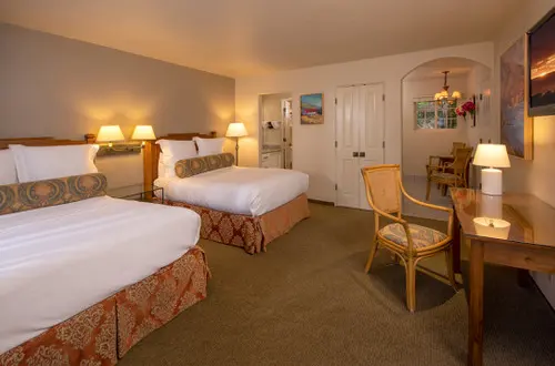 Image about Horizon Inn : Two Double Beds
