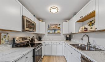 300 Glenwood Circle Unit #159