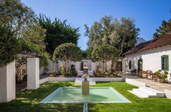 Luxury Houses for sale in Monterey
