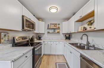 Luxury Houses for sale in Monterey
