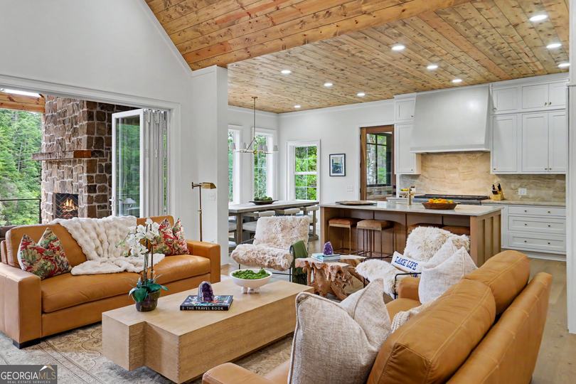 493 Kings Row RD, Lakemont, GA - Image #6