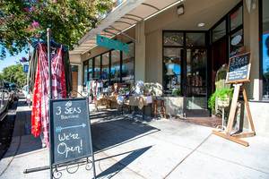 3 Seas Boutique