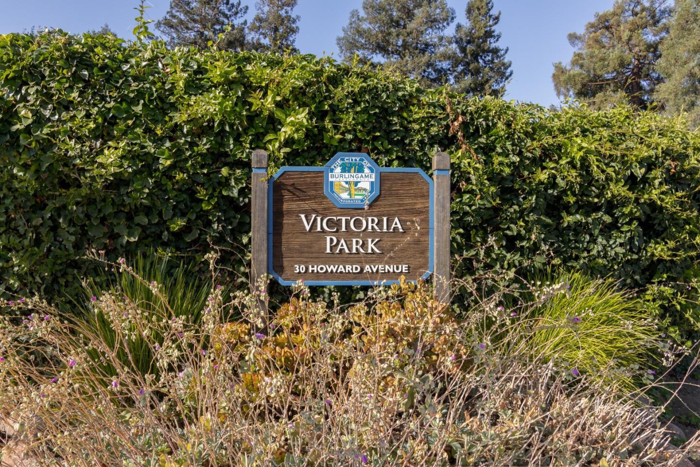 Real estate in BURLINGAME