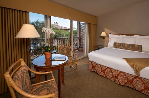 Image about Horizon Inn : King Room with Balcony