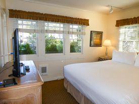 Room 1 - Cambridge