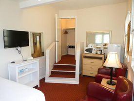 Room 65 - Stephenson 5
