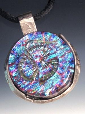 Eternity Dichroic Glass Wheel