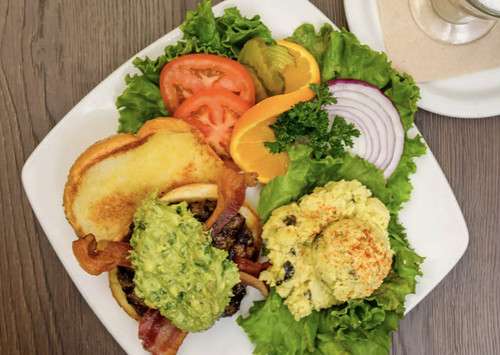 Guacamole Bacon Burger