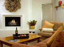 Carmel Country Inn Living Room