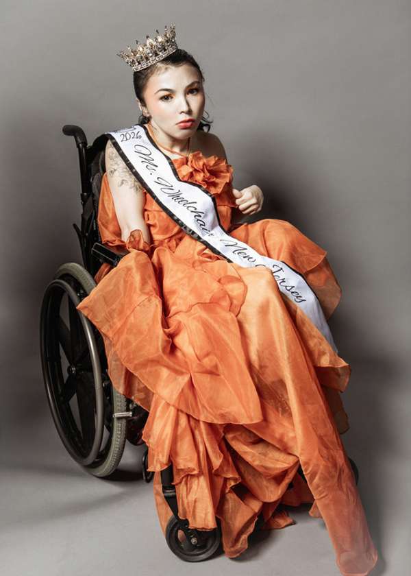 Image of Jessica Frew